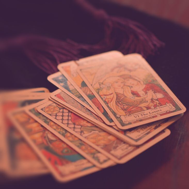 Tarot Card Spread for Clairvoyant Reading
